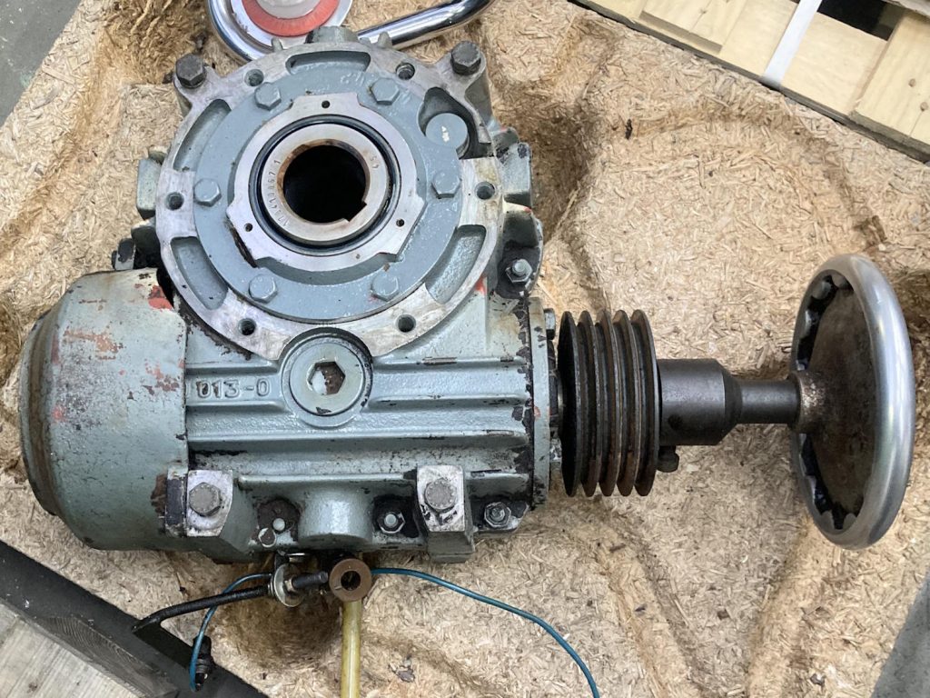 Fette P2000 Main drive gearbox CHVA 125